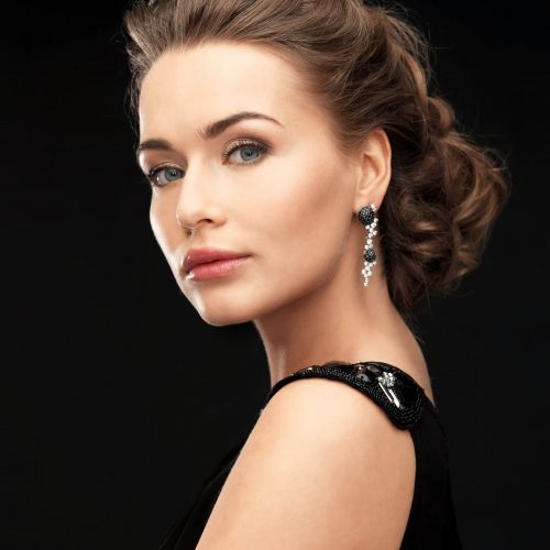 woman-with-diamond-earrings